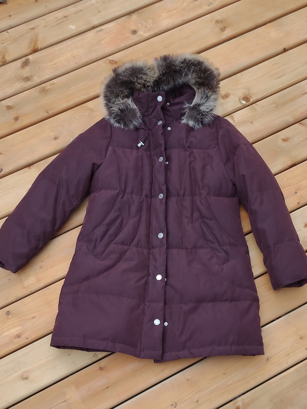 Women's Alia Quilted Hooded Winter Coat in Deep Plum Size M
